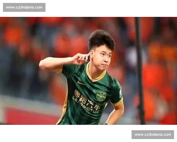 18 岁新星王钰栋:注定书写的足球传奇 18 岁新星王钰栋:注定书写的足球传奇