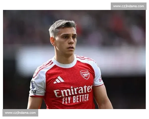 亚伯拉罕 2000 万欧登陆土超!贝西克塔斯豪购英格兰锋霸 亚伯拉罕 2000 万欧登陆土超!贝西克塔斯豪购英格兰锋霸