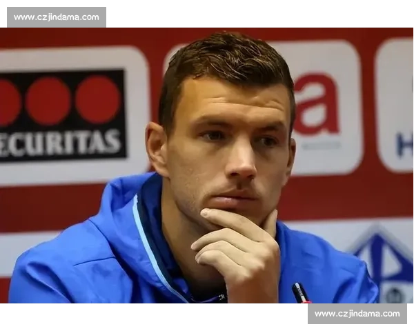 哲科:40 岁续航成谜仍献锋芒 力证那不勒斯争冠底气 哲科:40 岁续航成谜仍献锋芒 力证那不勒斯争冠底气