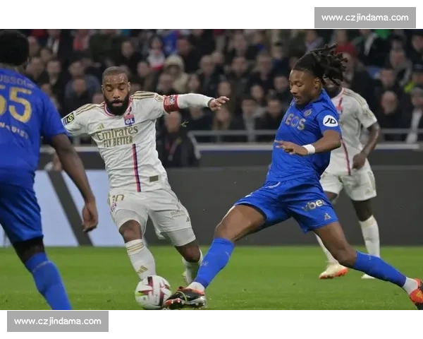 盖桑拒沙特 900 万天价年薪！维拉 32 次考察终擒科特迪瓦锋霸